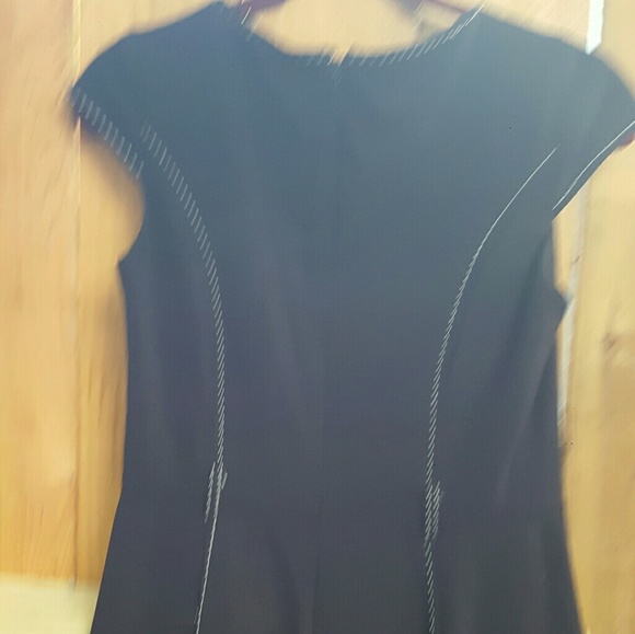 Jones Studio little black dress - Picture 2 of 7